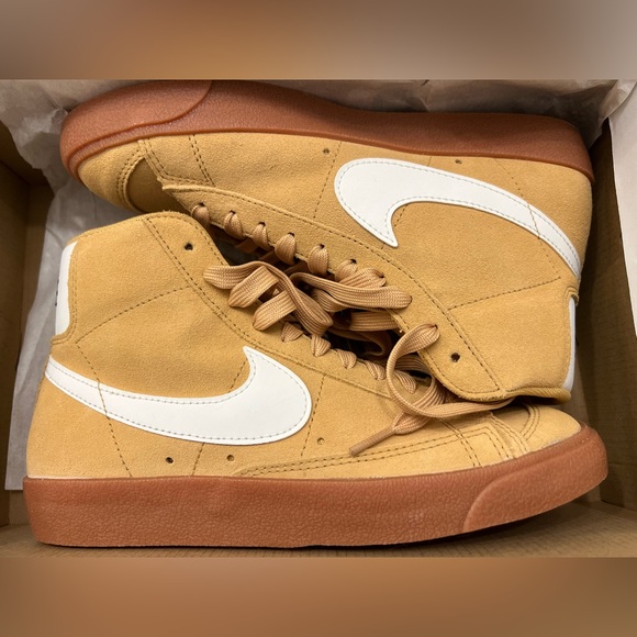 nike blazer mid 77 suede orange
